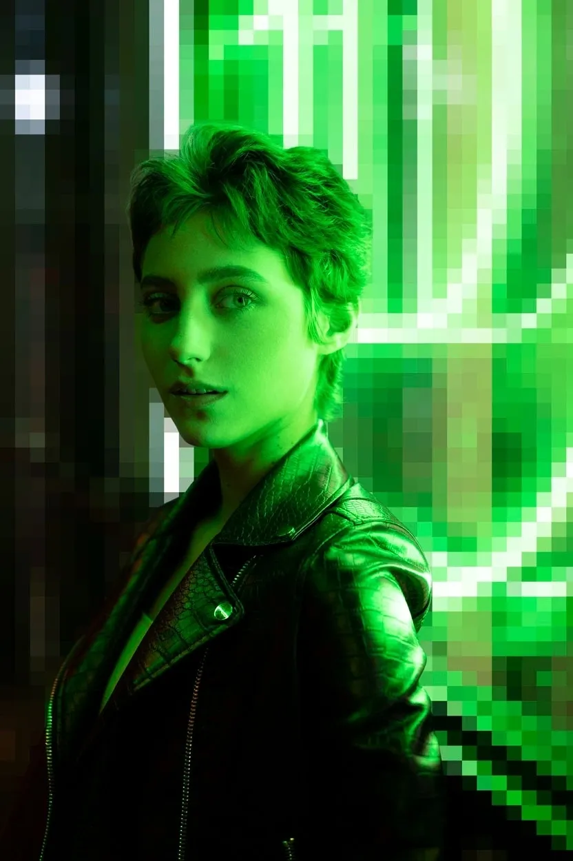 mujer-en-luz-neon-verde